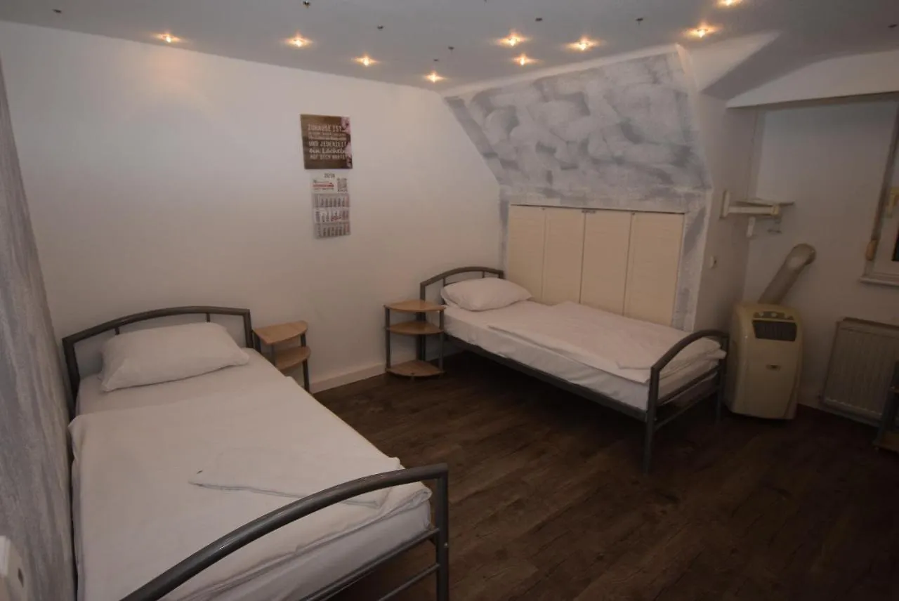 Apartment Zuffenhausen Stuttgart 0*,  Almanya